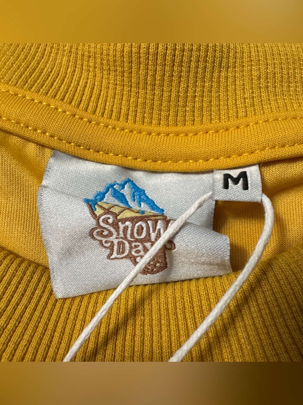 Snowday Men’s Vintage Walkman 2 Sided Graphic Tee Size M - Picture 5 of 11